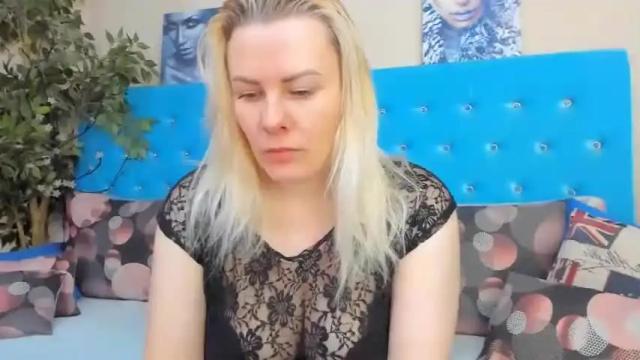 Image 3 of alisha_foxx Stream on Chaturbate on 18 months ago