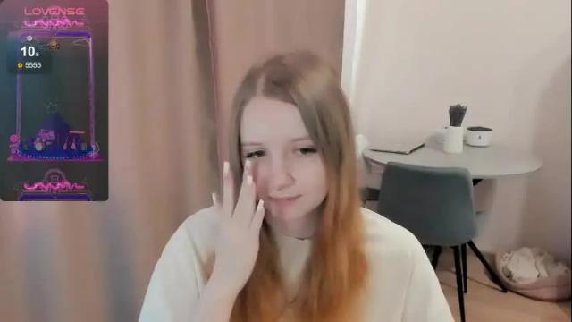 Image 3 of alisha_ley Stream on Chaturbate on 2 months ago
