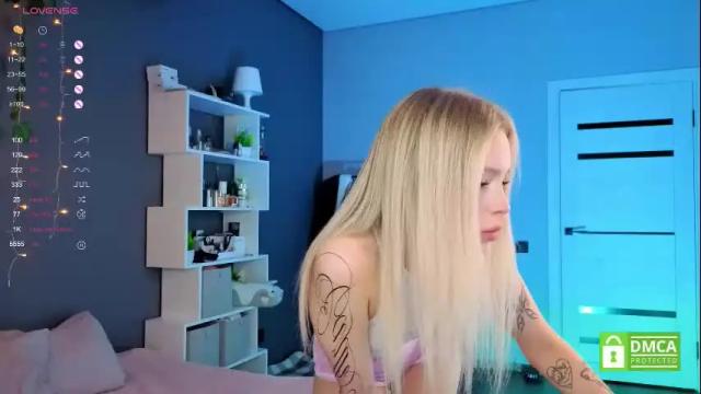 Image 2 of alishaaneta Stream on Chaturbate on 20 days ago