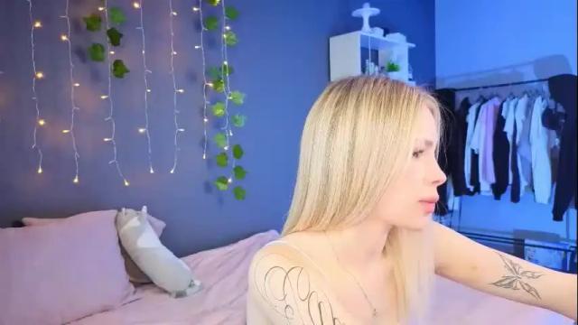 Image 6 of alishaaneta Stream on Chaturbate on 6 days ago