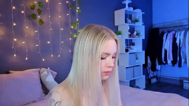 Image 7 of alishaaneta Stream on Chaturbate on 6 days ago