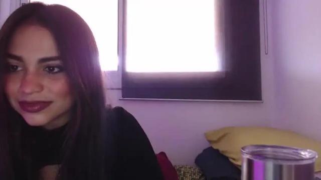 Image 3 of alishafoxxx Stream on Chaturbate on 15 months ago