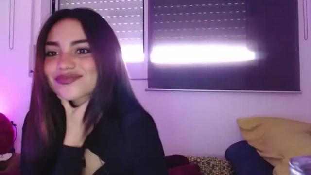 Image 8 of alishafoxxx Stream on Chaturbate on 15 months ago