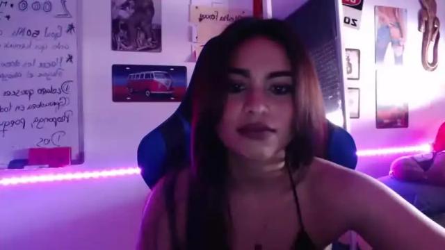 Image 8 of alishafoxxx Stream on Chaturbate on 15 months ago