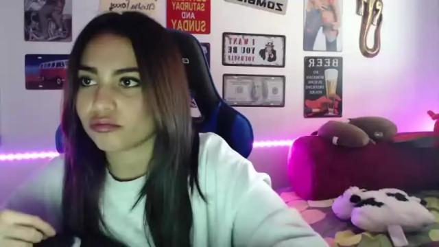 Image 2 of alishafoxxx Stream on Chaturbate on 15 months ago