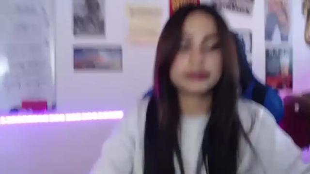 Image 4 of alishafoxxx Stream on Chaturbate on 15 months ago