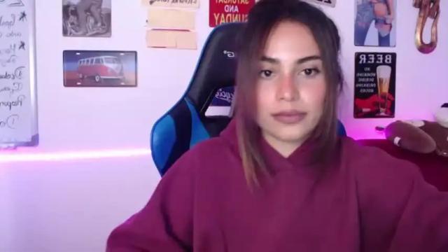Image 6 of alishafoxxx Stream on Chaturbate on 14 months ago