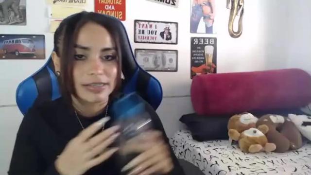Image 6 of alishafoxxx Stream on Chaturbate on 14 months ago