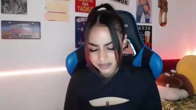 Image 10 of alishafoxxx Stream on Chaturbate on 14 months ago