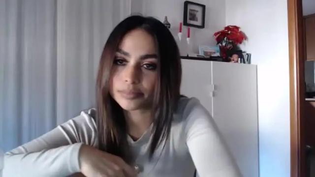 Image 11 of alishafoxxx Stream on Chaturbate on 14 months ago
