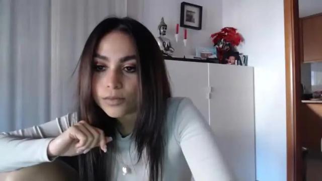 Image 8 of alishafoxxx Stream on Chaturbate on 14 months ago