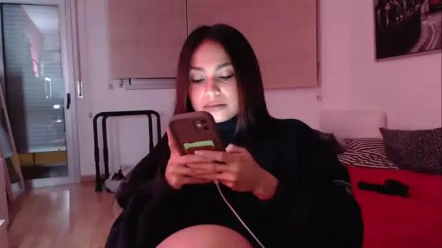 Image 11 of alishafoxxx Stream on Chaturbate on 14 months ago