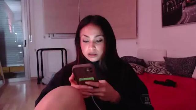 Image 7 of alishafoxxx Stream on Chaturbate on 14 months ago