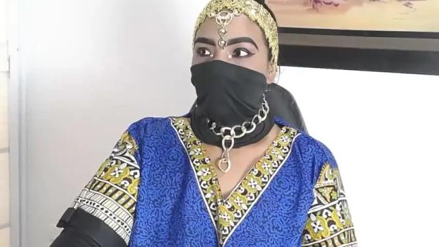 Image 2 of alishasajani Stream on Chaturbate on 15 months ago