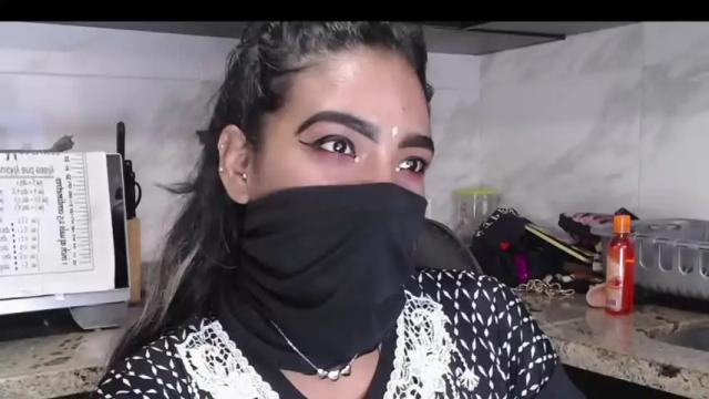 Image 12 of alishasajani Stream on Chaturbate on 15 months ago