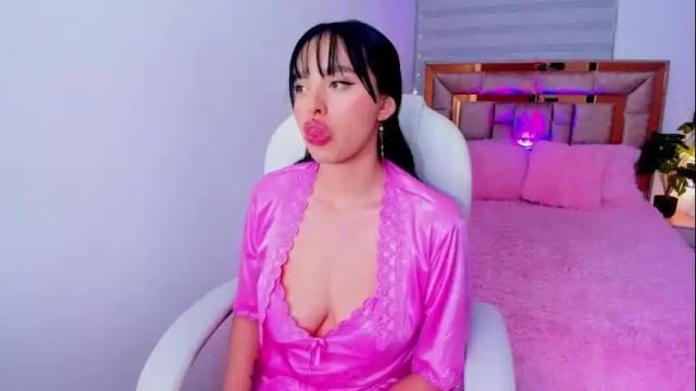 Image 7 of alisia_rose Stream on Chaturbate on 3 months ago