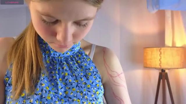 Image 12 of alisia_spinnet Stream on Chaturbate on 12 months ago