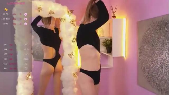 Image 11 of alisia_spinnet Stream on Chaturbate on 13 days ago