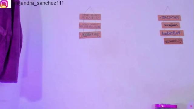 Image 6 of alisiacollinsss Stream on Chaturbate on 5 days ago