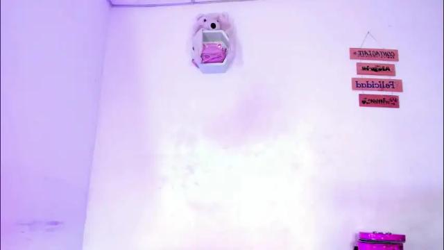 Image 11 of alisiacollinsss Stream on Chaturbate on 2 months ago