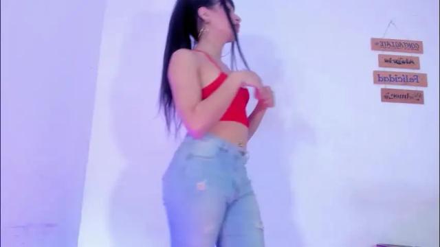Image 7 of alisiacollinsss Stream on Chaturbate on 2 months ago