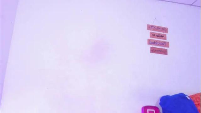 Image 11 of alisiacollinsss Stream on Chaturbate on 2 months ago