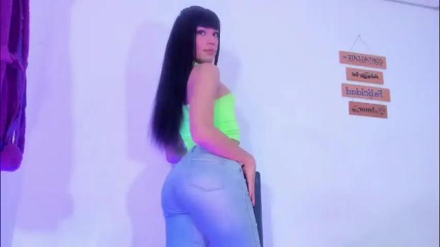 Image 12 of alisiacollinsss Stream on Chaturbate on 1 month ago