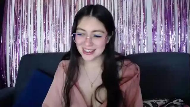 Image 8 of alison1516 Stream on Chaturbate on 3 months ago