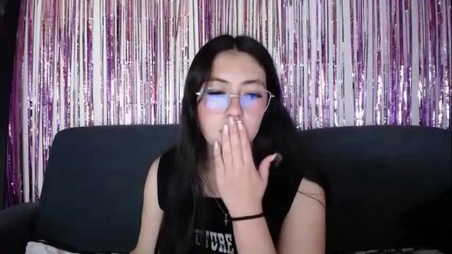 Image 4 of alison1516 Stream on Chaturbate on 3 months ago