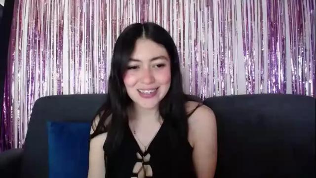 Image 7 of alison1516 Stream on Chaturbate on 3 months ago