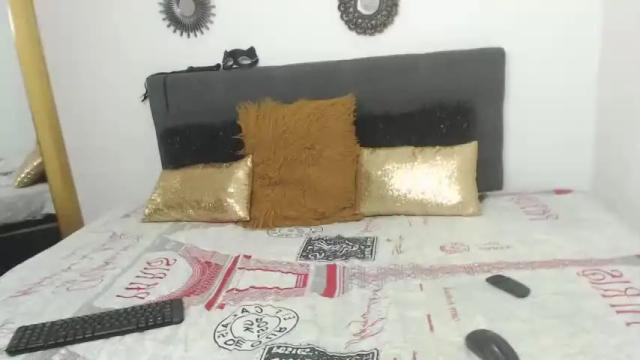 Image 3 of alison__taylor_ Stream on Chaturbate on 20 months ago