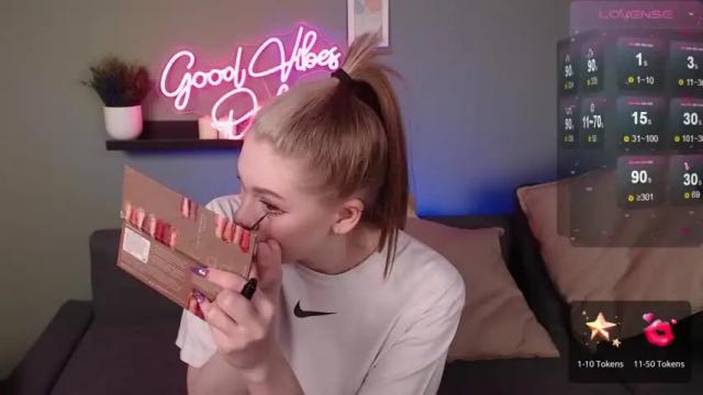 Image 4 of alison_doody Stream on Chaturbate on 16 months ago