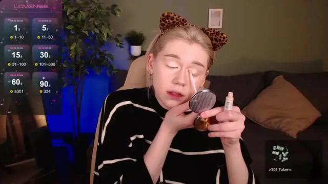 Image 7 of alison_doody Stream on Chaturbate on 16 months ago