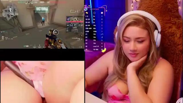 Image 8 of alison_gamer Stream on Chaturbate on 1 month ago