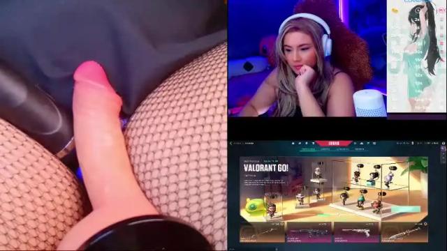Image 7 of alison_gamer Stream on Chaturbate on 1 month ago