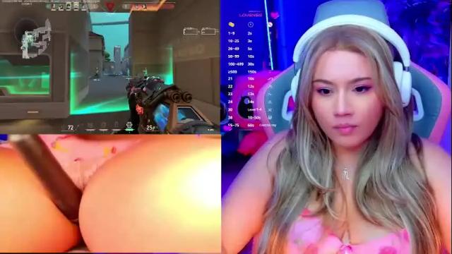Image 11 of alison_gamer Stream on Chaturbate on 1 month ago