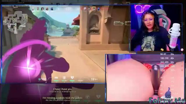 Image 3 of alison_gamer Stream on Chaturbate on 1 month ago