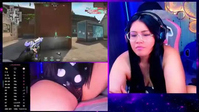 Image 3 of alison_gamer Stream on Chaturbate on 1 month ago