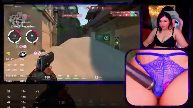 Image 8 of alison_gamer Stream on Chaturbate on 1 month ago