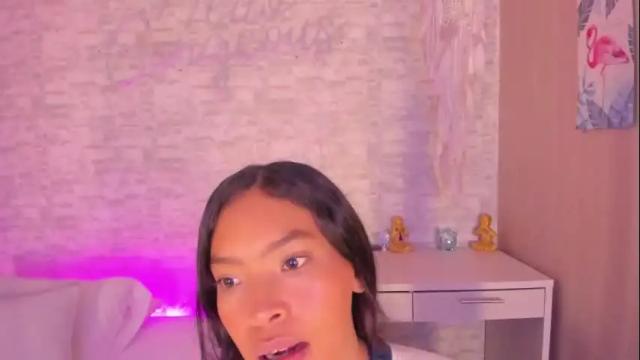 Image 10 of alison_torres Stream on Chaturbate on 8 months ago