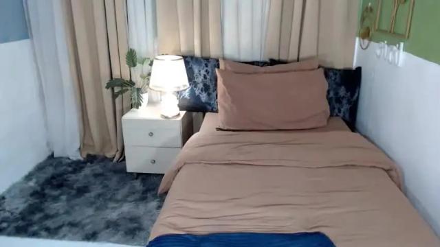 Image 8 of alisonaims Stream on Chaturbate on 14 months ago