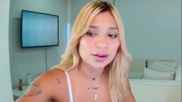 Image 6 of alisondiaz_ Stream on Chaturbate on 7 months ago