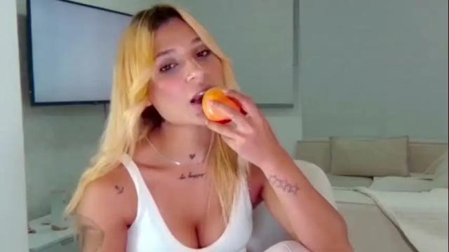 Image 8 of alisondiaz_ Stream on Chaturbate on 6 months ago