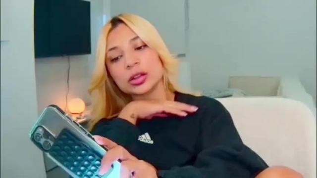 Image 2 of alisondiaz_ Stream on Chaturbate on 5 months ago