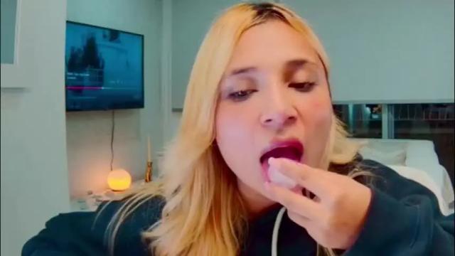 Image 7 of alisondiaz_ Stream on Chaturbate on 5 months ago