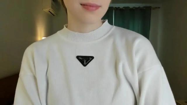 Image 3 of alisondrakes Stream on Chaturbate on 17 months ago