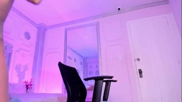 Image 12 of alisonfishert Stream on Chaturbate on 28 days ago