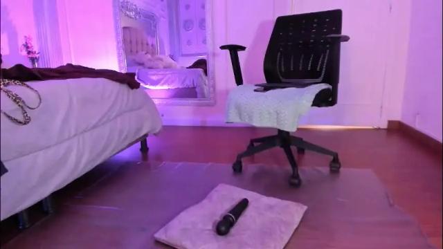 Image 6 of alisonfishert Stream on Chaturbate on 15 days ago