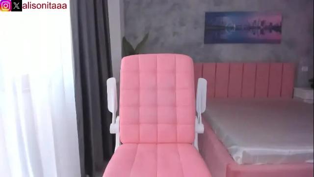 Image 4 of alisonita Stream on Chaturbate on 23 days ago