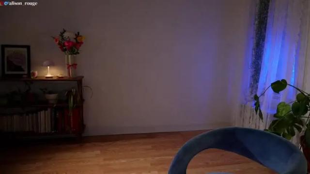 Image 6 of alisonrouge Stream on Chaturbate on 14 months ago